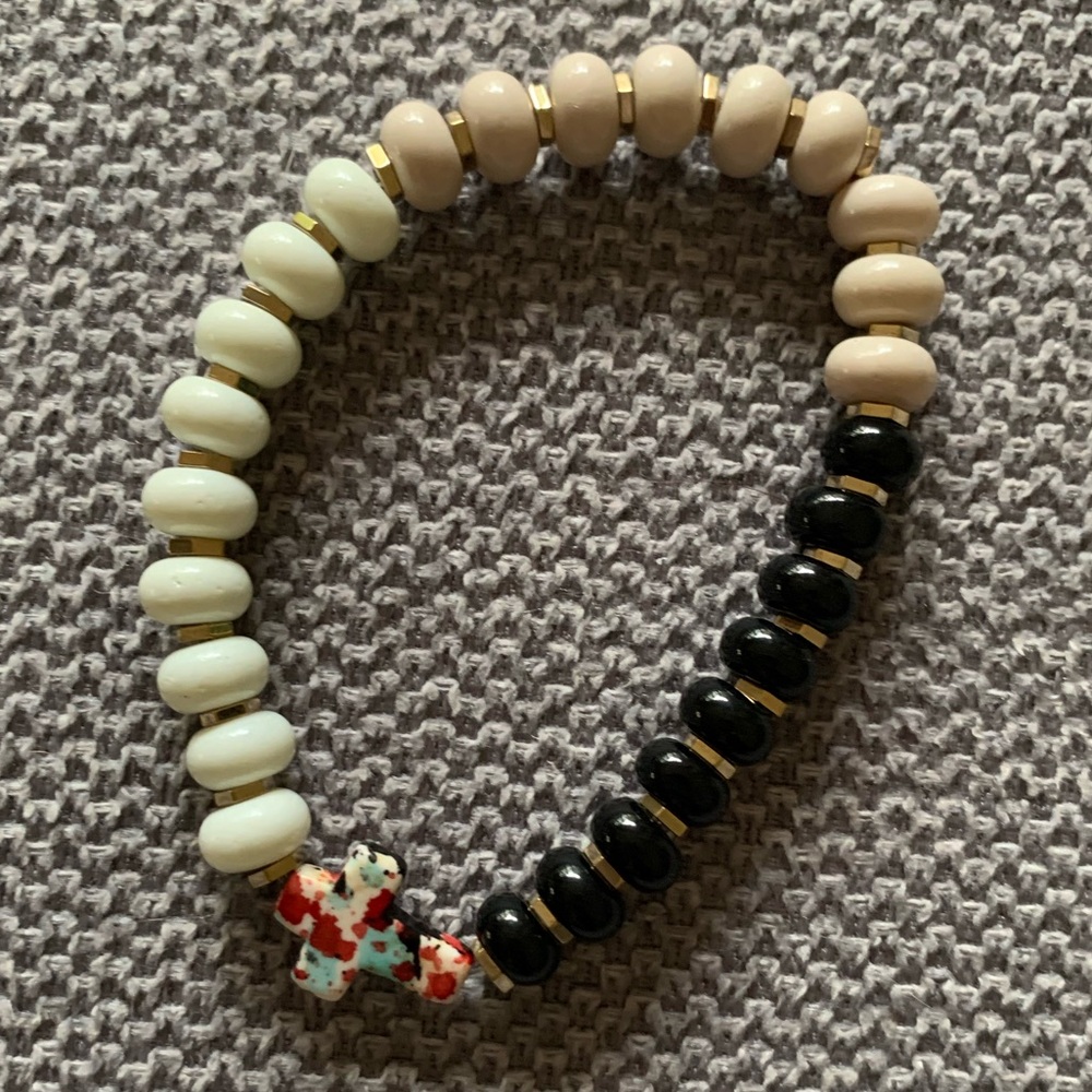 {Handmade} Beaded Stretch Bracelet with Cross